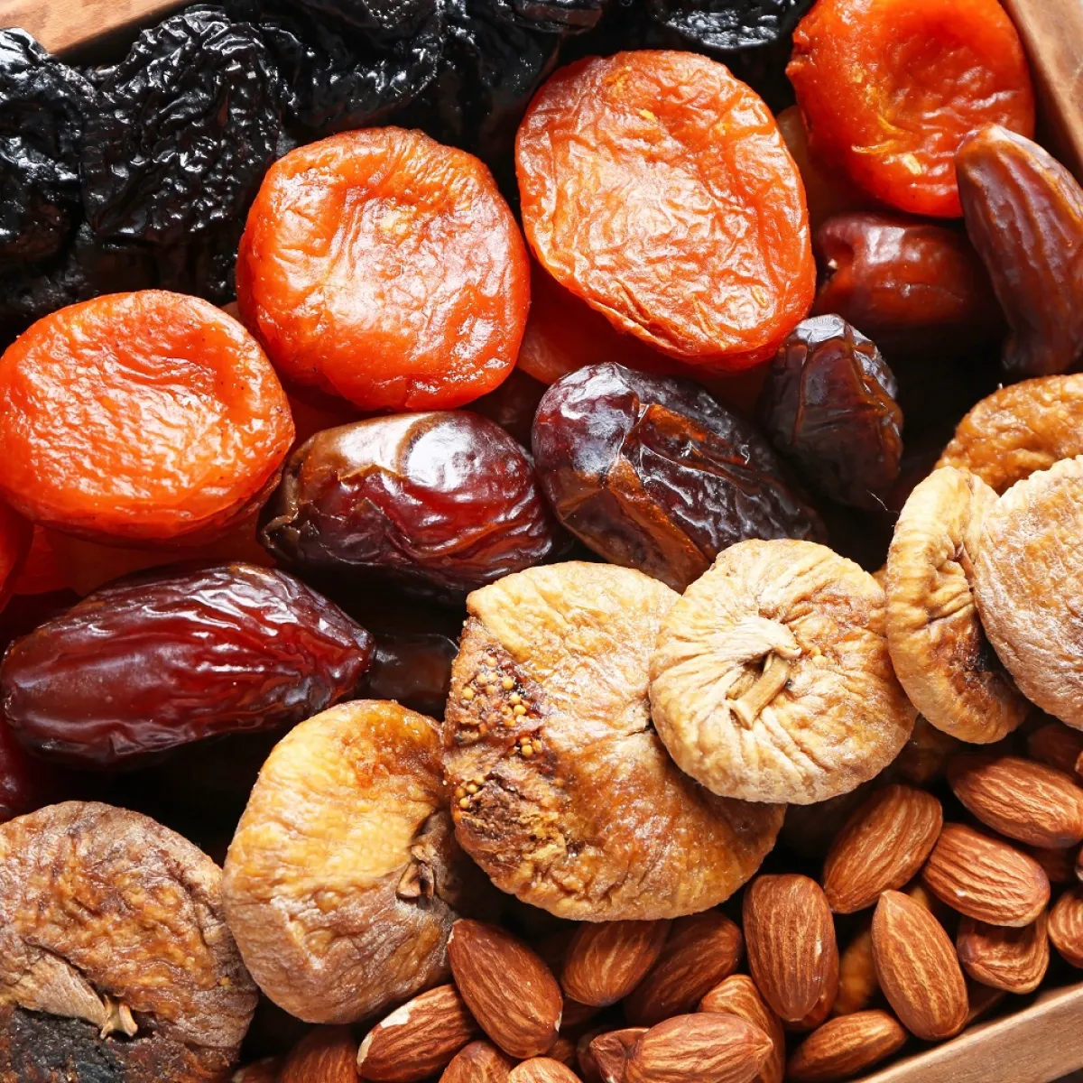 صورة لأطباق رمضانية من الفواكه المجففة