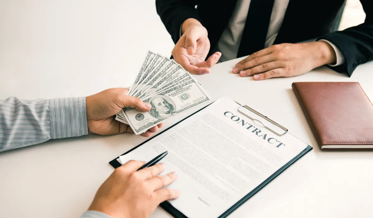 العرض المالي للمرشح