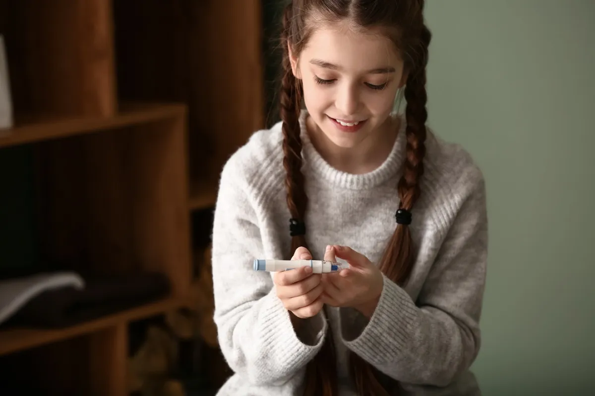 صورة لطفلة تعاني من السكر