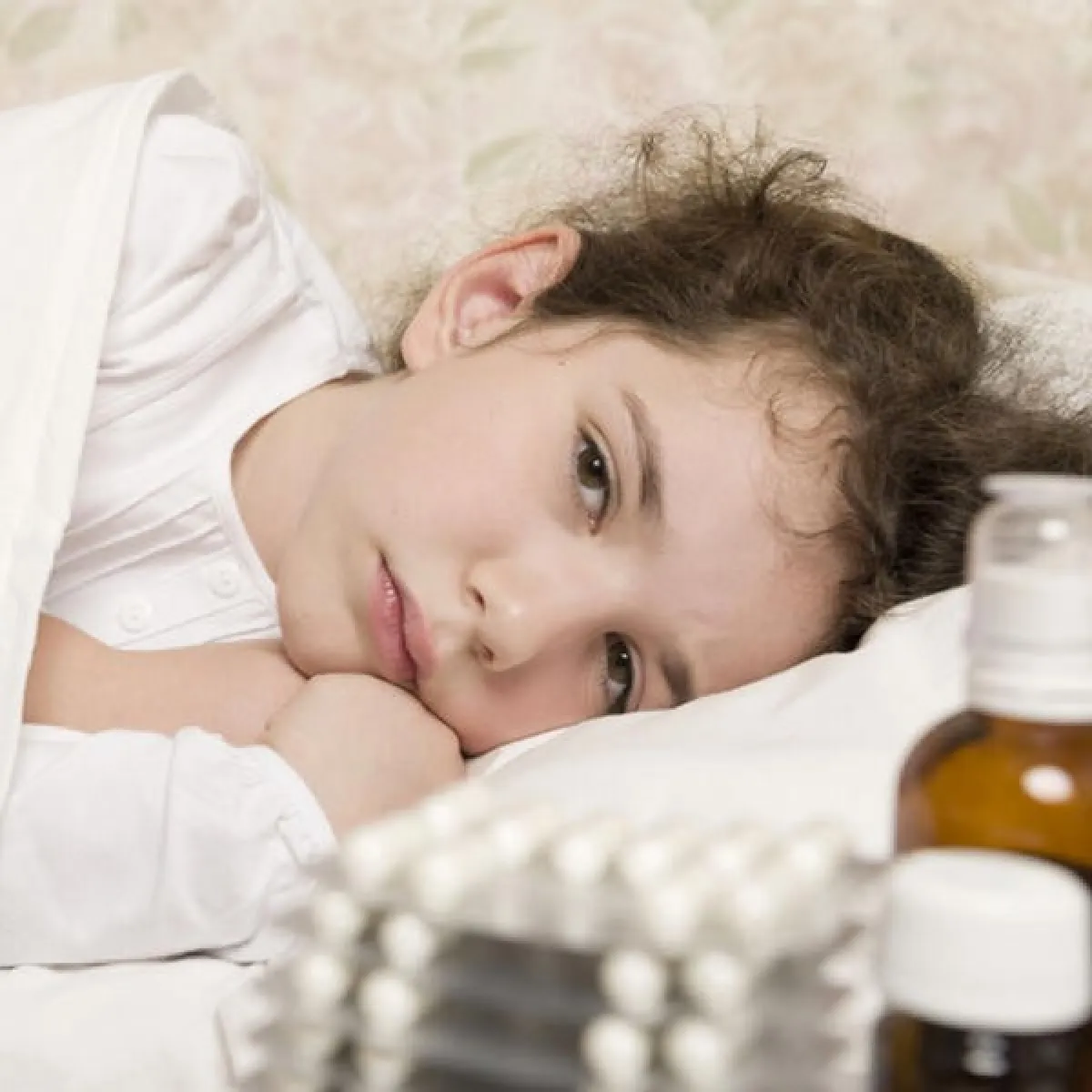 صورة لطفلة تشعر بالتعب