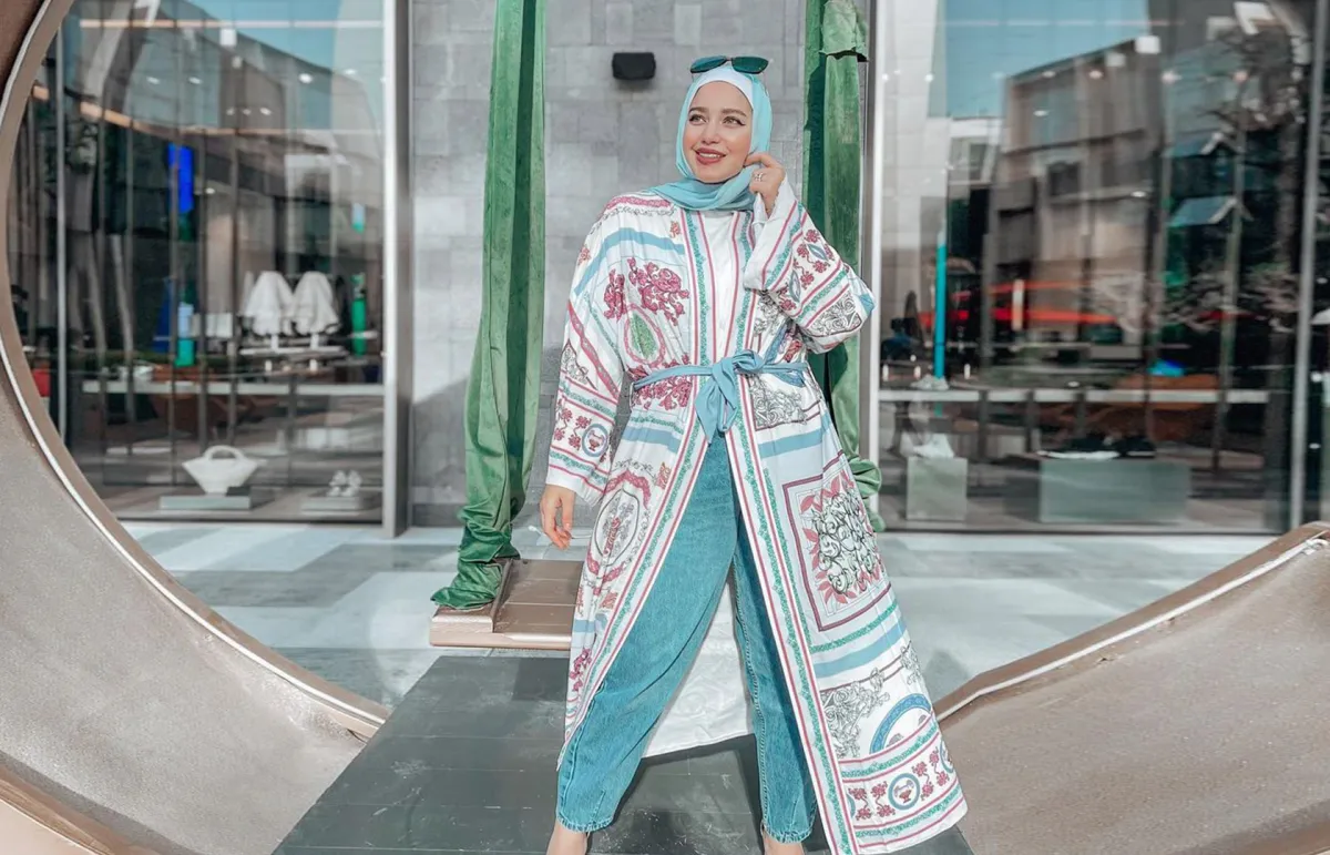 مريم سيف بإطلالة شرقية