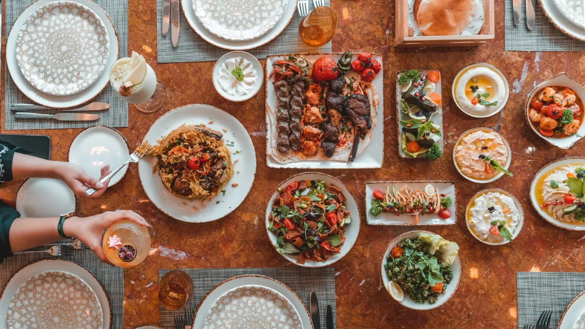 كمبينسكي مول الإمارات يقدم وجبتي الإفطار والسحور في رمضان