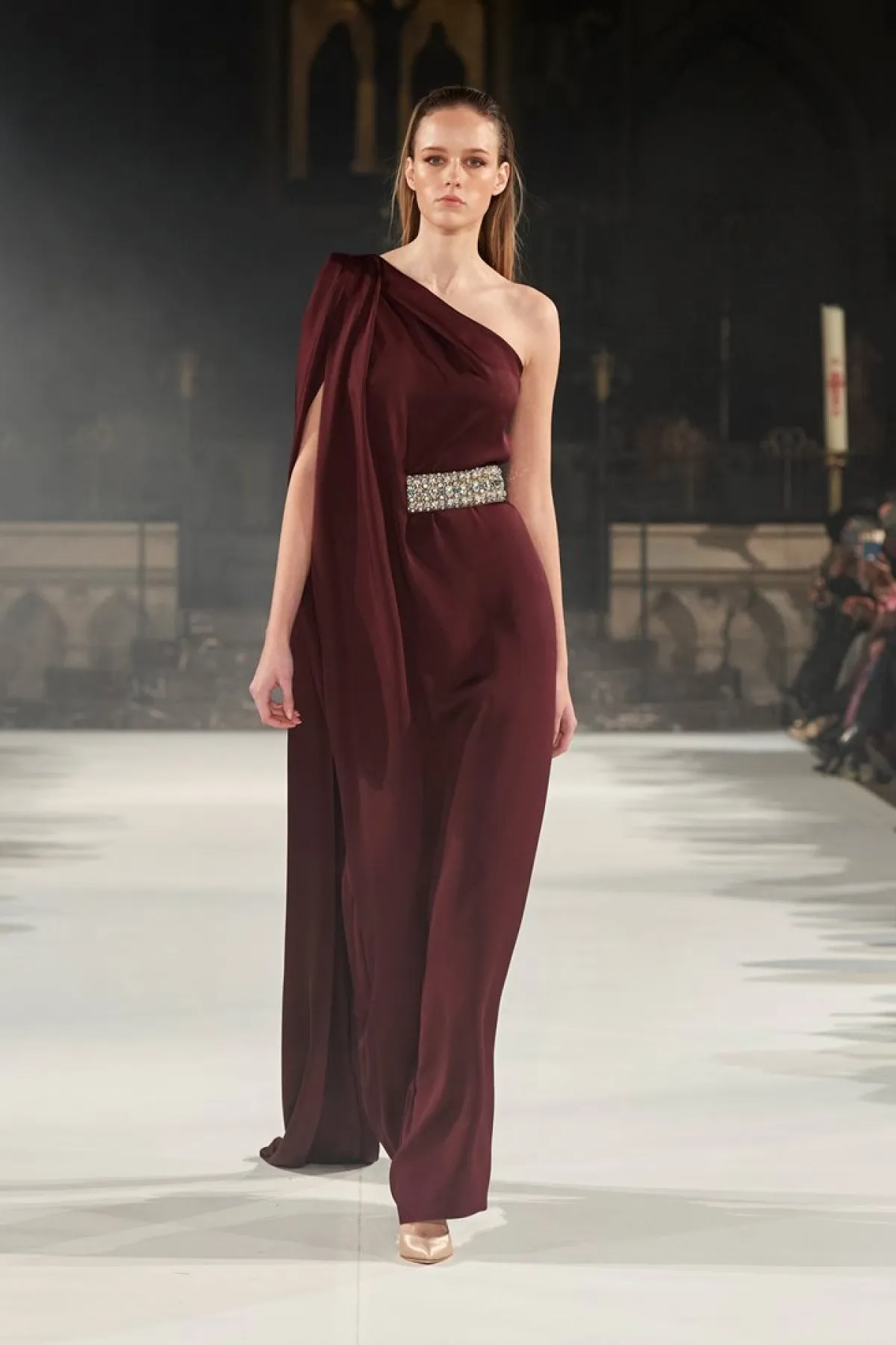  فستان من فافوري Fovari