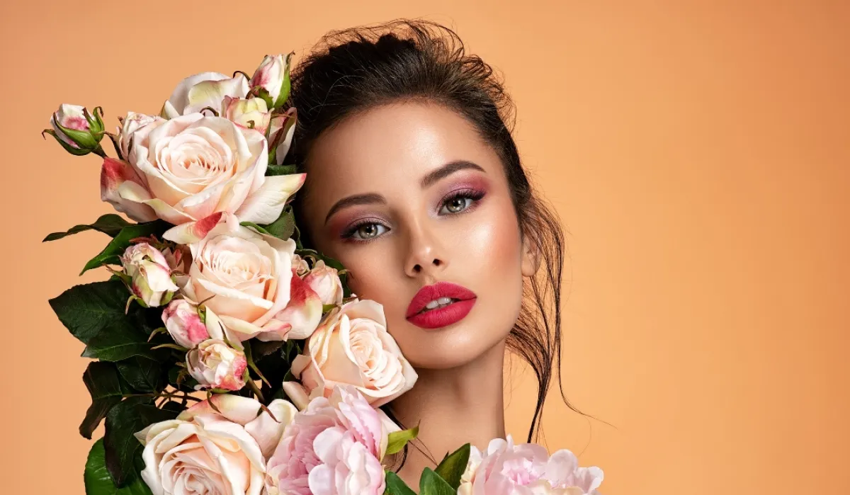 صيحات مكياج مناسبة للاحتفال بيوم الأم