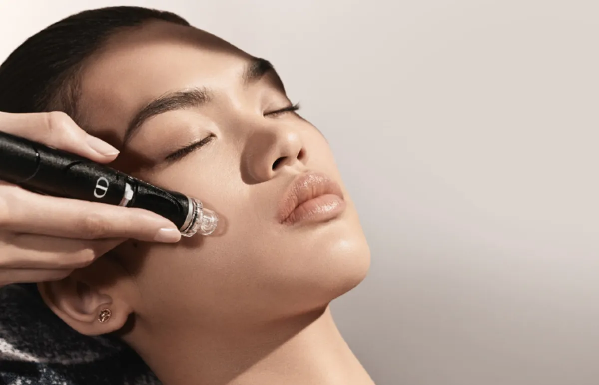  DIOR SPA - HYDRAFACIAL  ديور سبا 