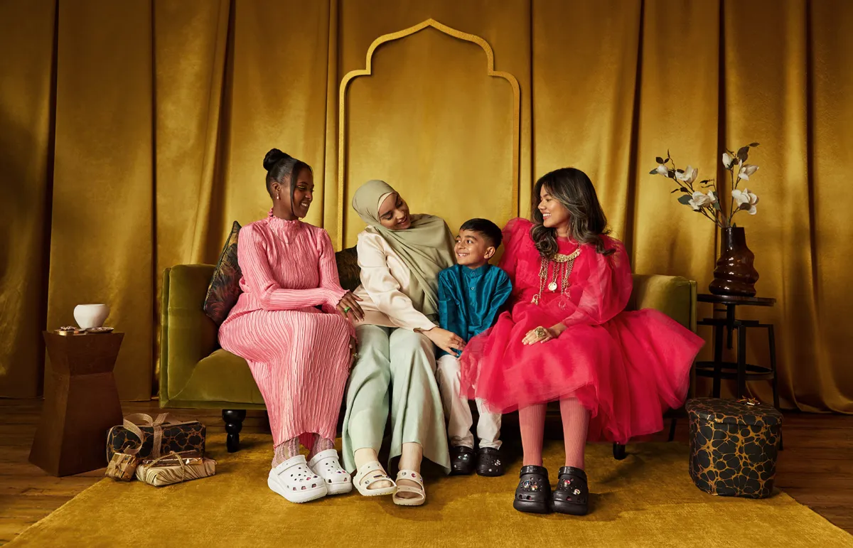 تطلق علامة كروكس التابعة لمجموعة أباريل تشكيلة حصرية لشهر رمضان