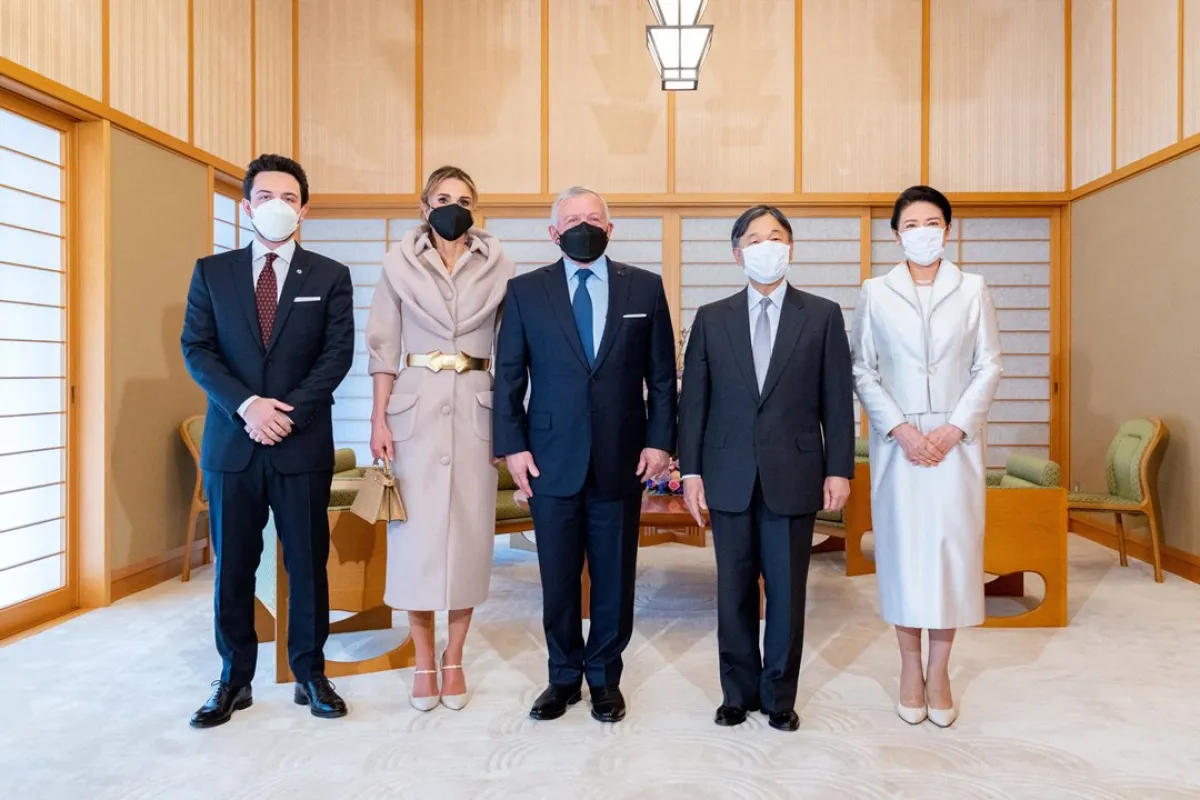 A handout photo taken and released on April 11, 2023 by the Imperial Household Agency of Japan shows Jordan's Crown Prince Hussein (L), Queen Rania (2nd-L) and King Abdullah II (C) posing with Japan’s Emperor Naruhito (2nd-R) and Empress Masako during their meeting at the Imperial Palace in Tokyo. Handout / IMPERIAL HOUSEHOLD AGENCY OF JAPAN / AFP