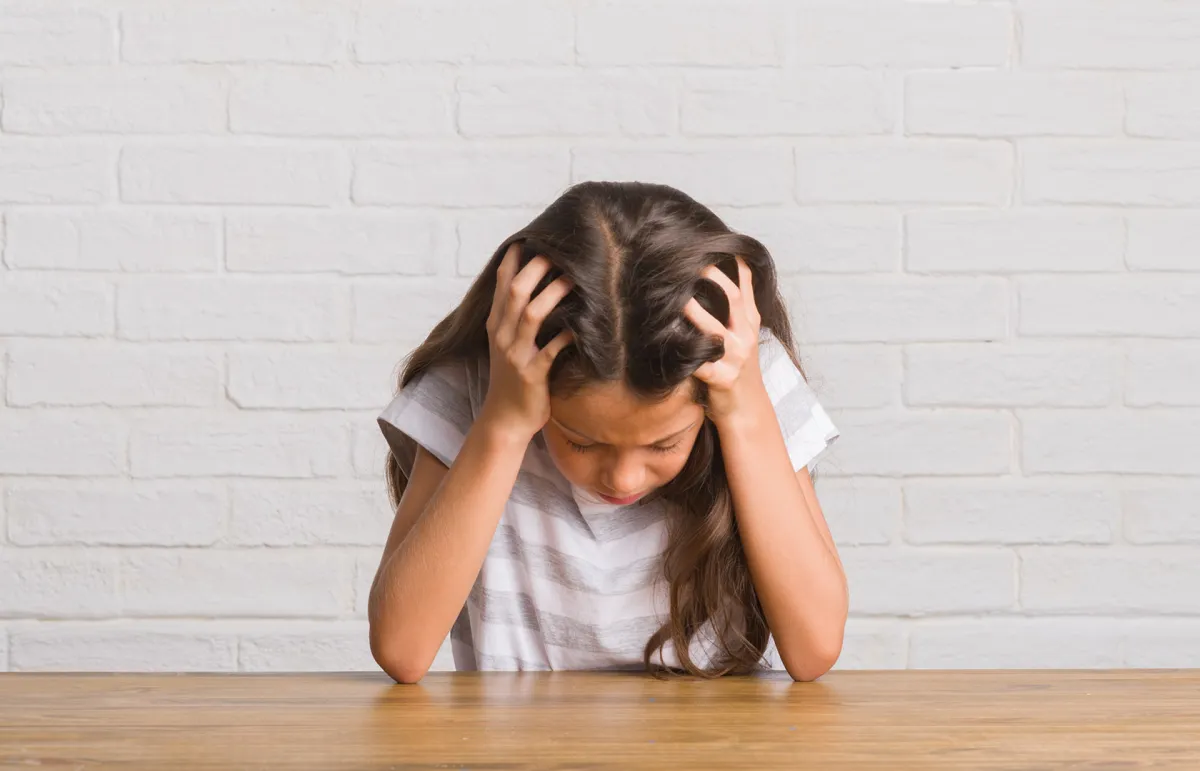 يصاب الأطفال بالصداع مثل الكبار