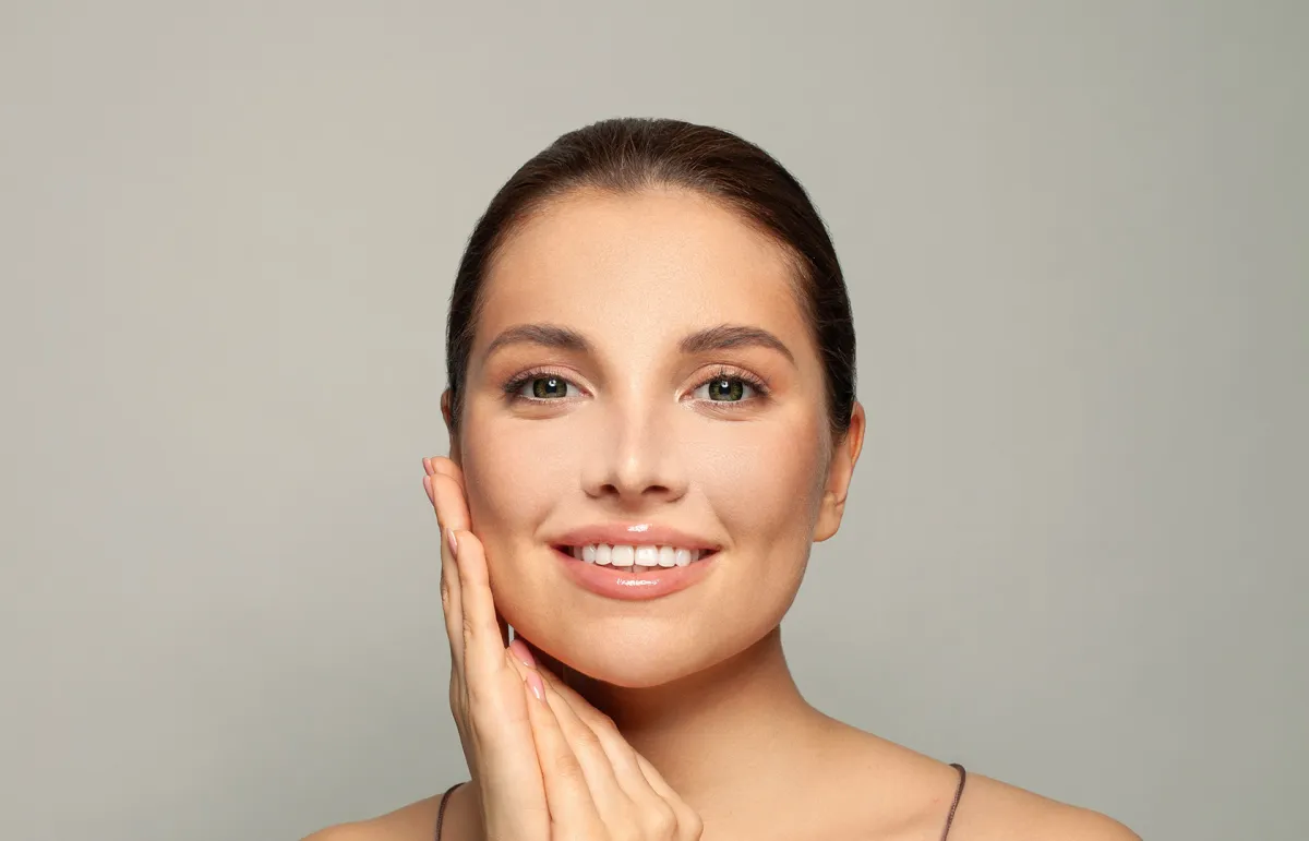 بشرتك صحية وجميلة في العيد - الصورة من shutterstock