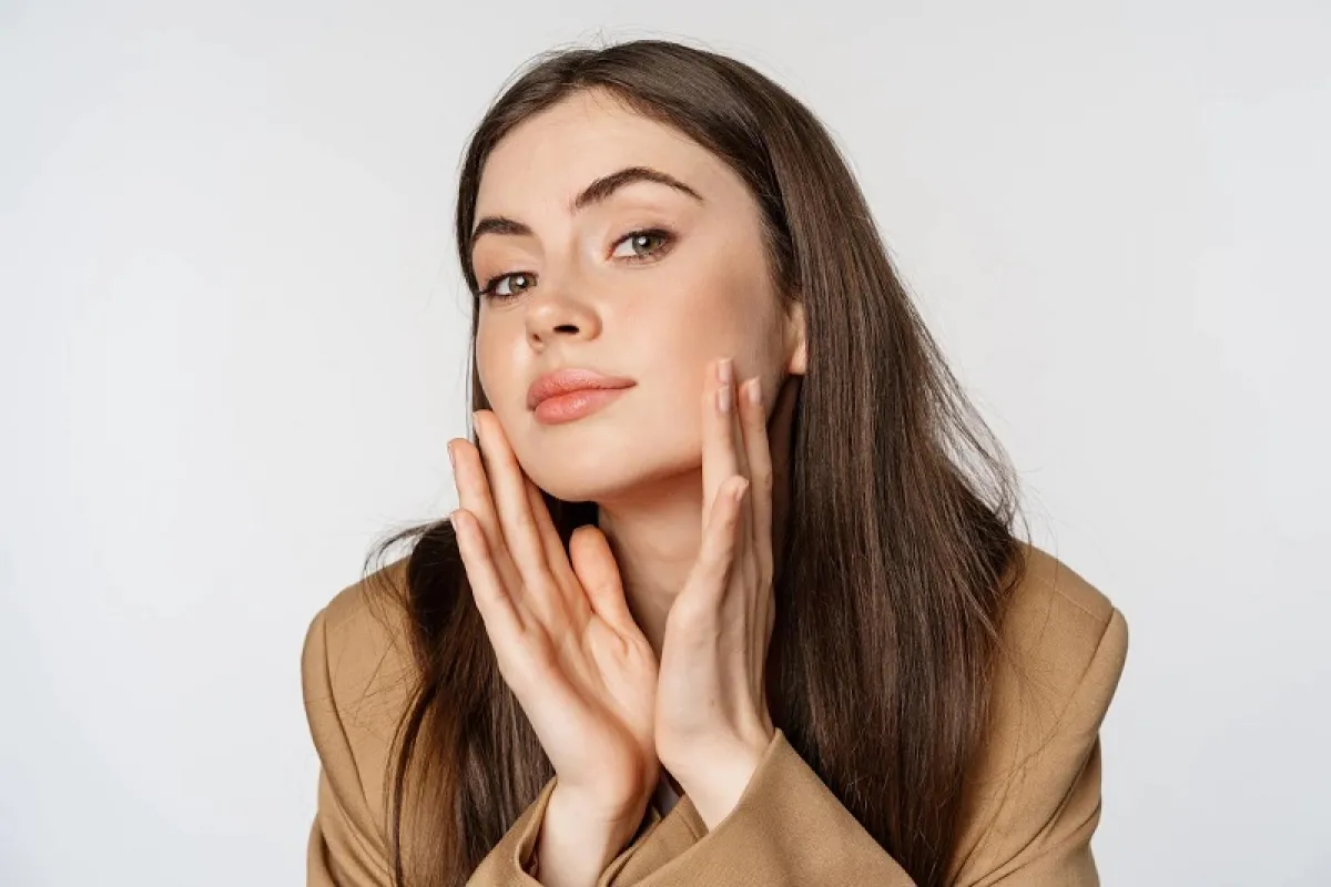 العناية بالبشرة