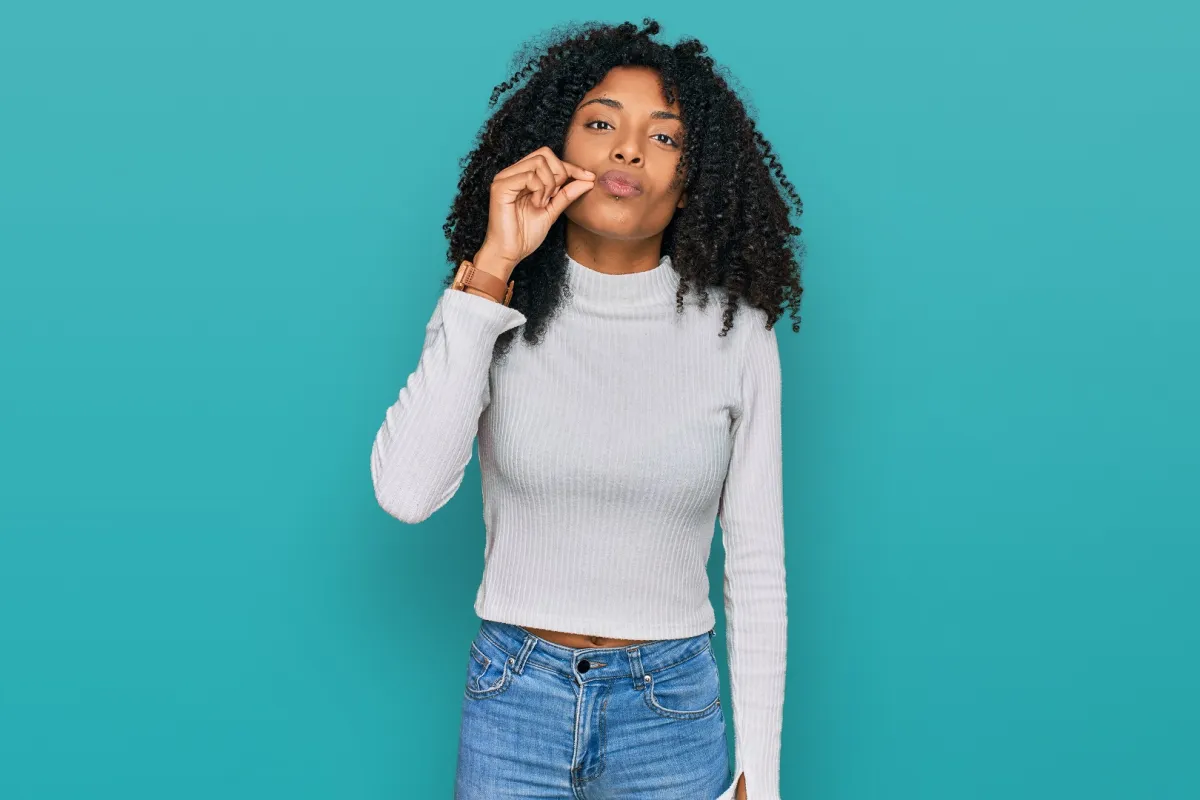 أعراض الاكتئاب الصامت خطيرة.. تنبهي لها جيداً (المصدر: Adobe.Stock)