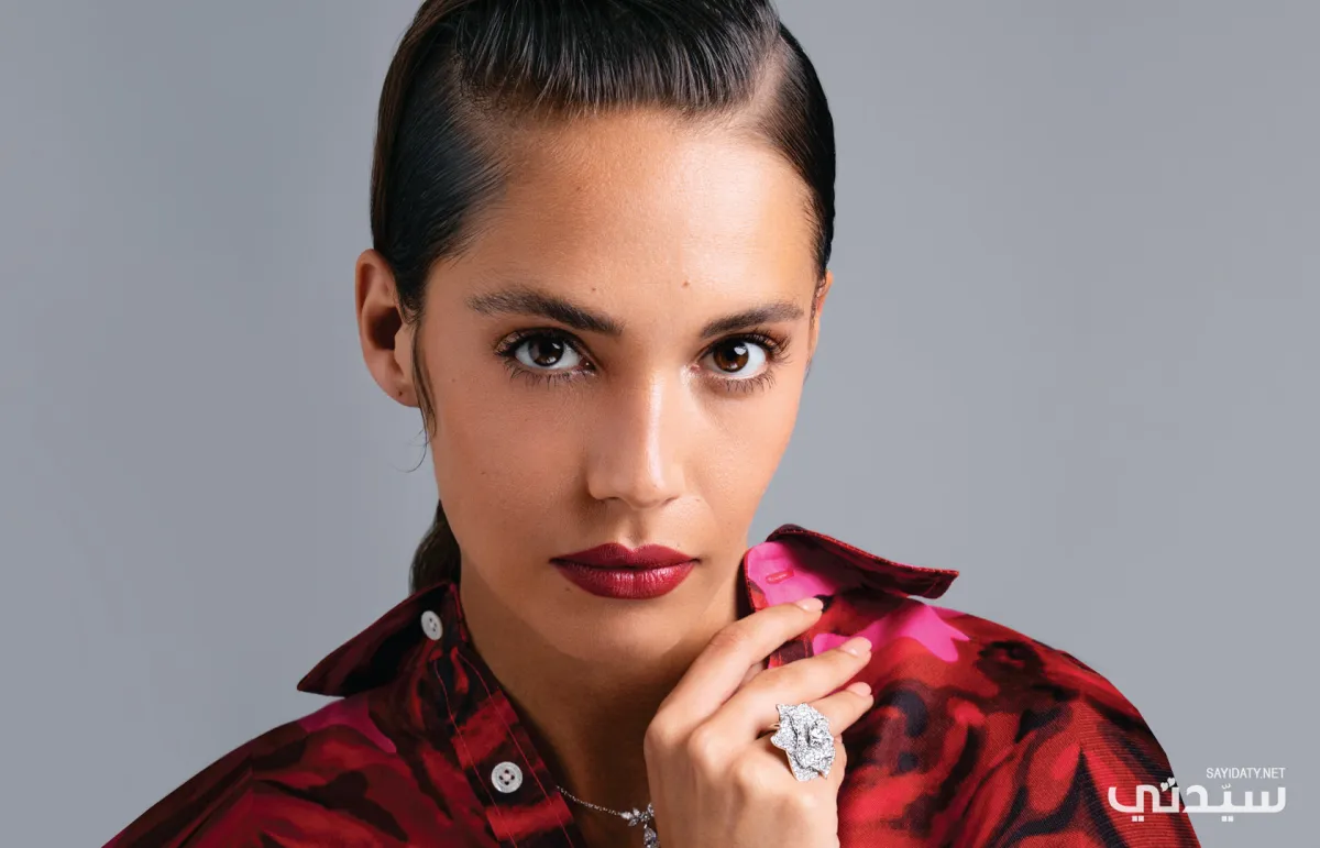 أحمر الشفاه الجذاب Bold Burgundy