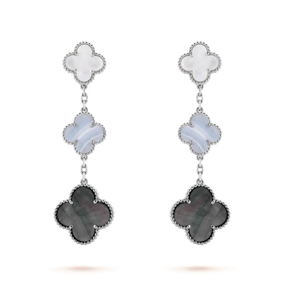 أقراط Magic Alhambra من فان كليف آند أربلز Van Cleef & Arpels