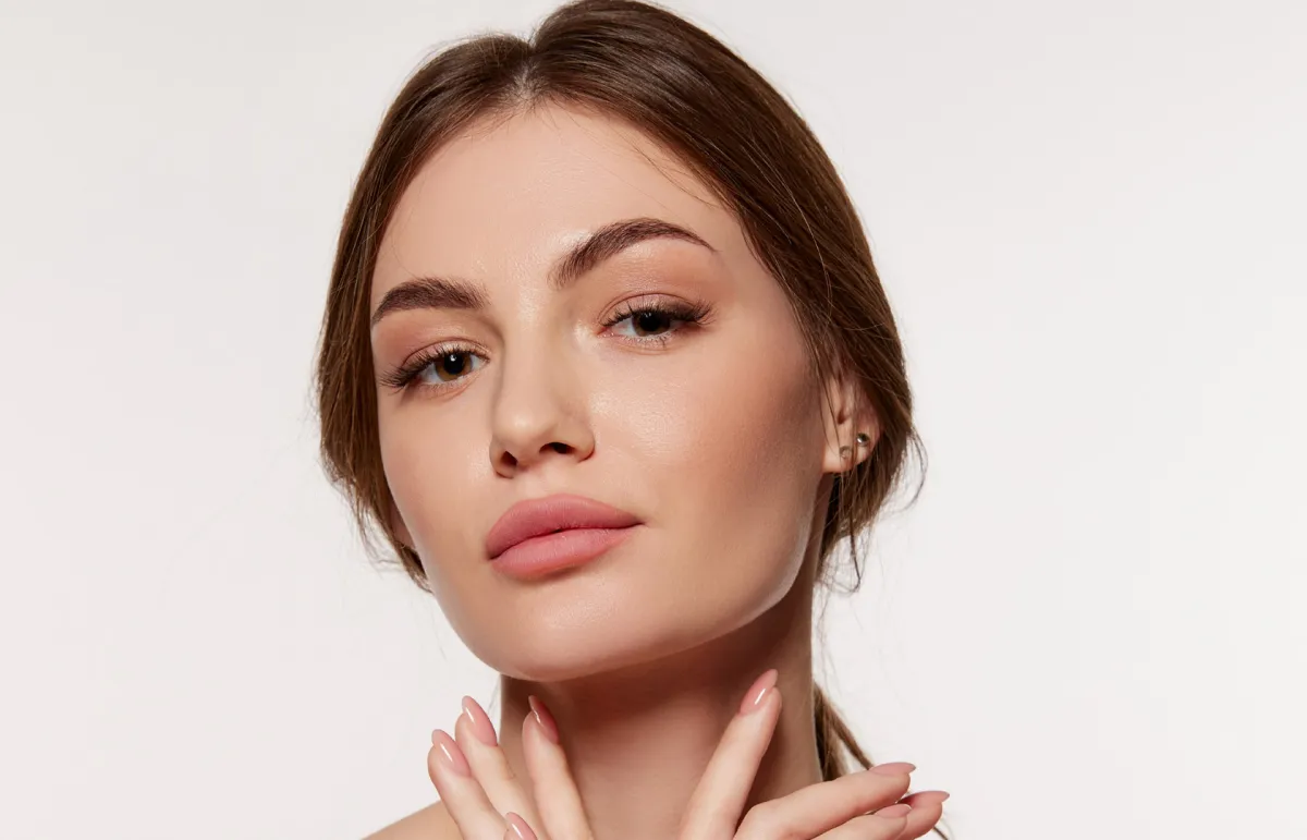 إزالة الذقن المزدوج من دون جراحة Double Chin Removal