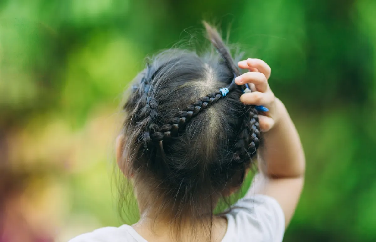 صورة لشعر طفلة 