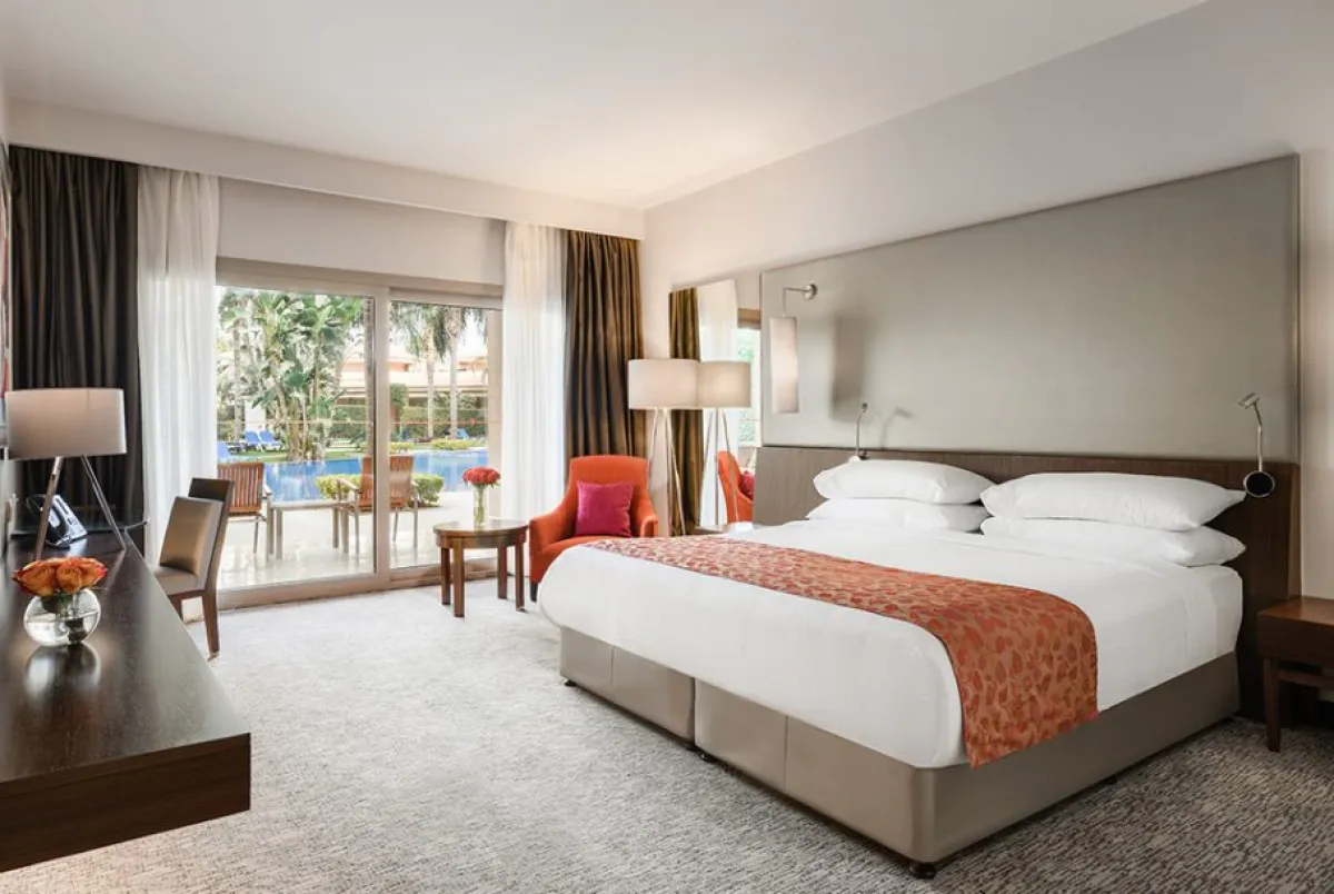 فندق دوسيت تاني ليك فيو 