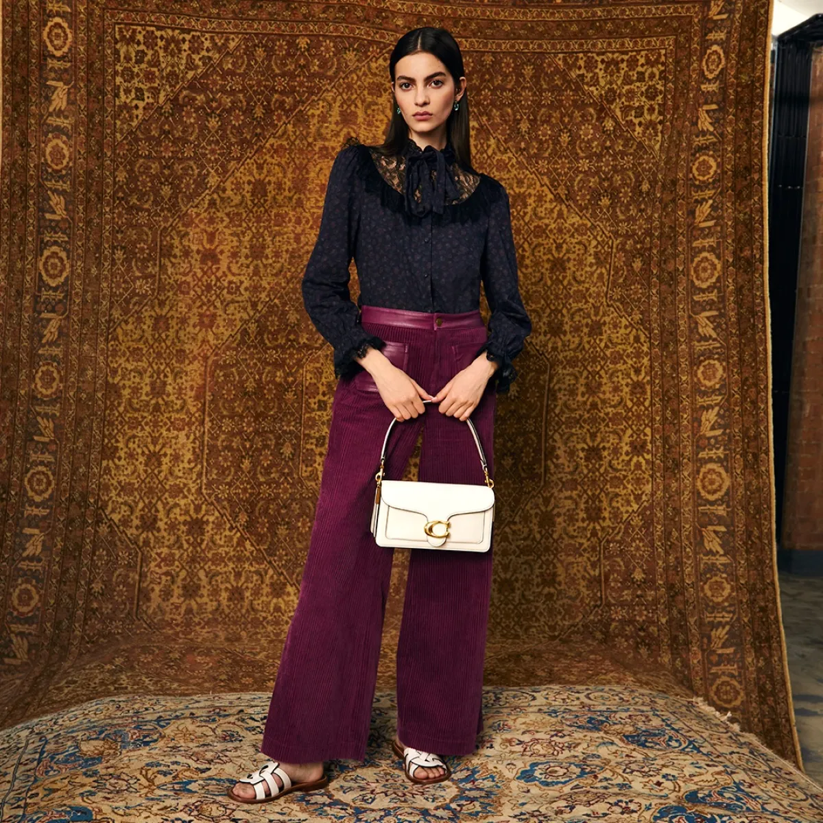 سحر وآنا كيرجوسكينا  لحملة احتفال بشهر رمضان 