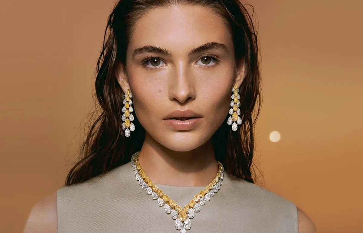 الماس أنشودة أبريل Timeless Splendors