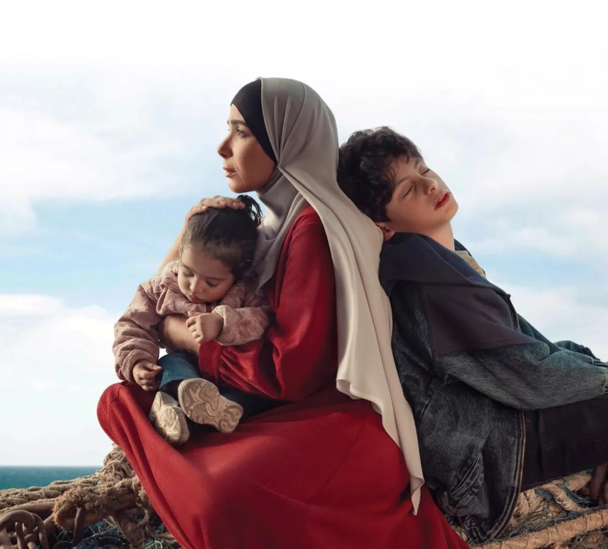 منى زكي من مسلسل تحت الوصاية - الصورة من صفحتها الرسمية على الفيس بوك