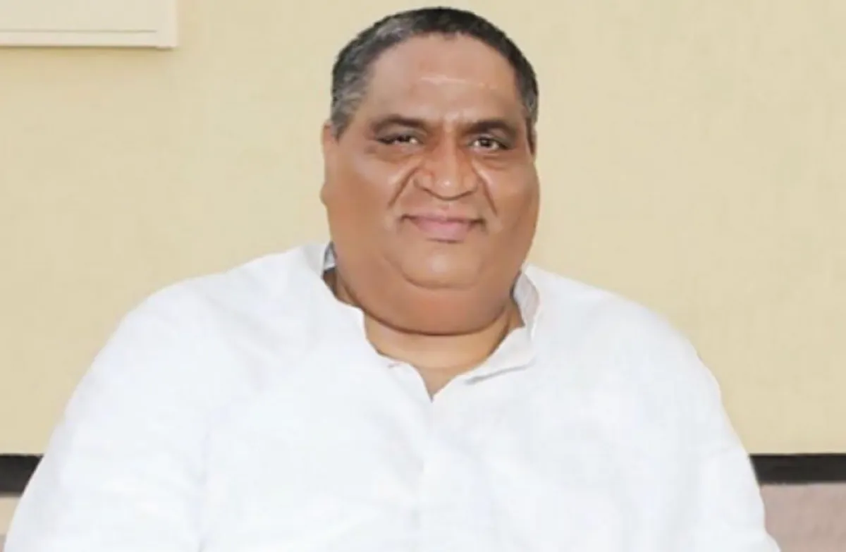 فيصل بوغازي - الصورة من حساب الإعلامية مي العيدان على تويتر