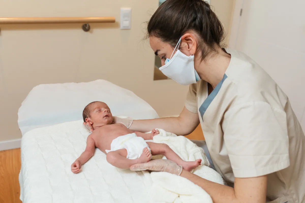 صورة لفحص المولود