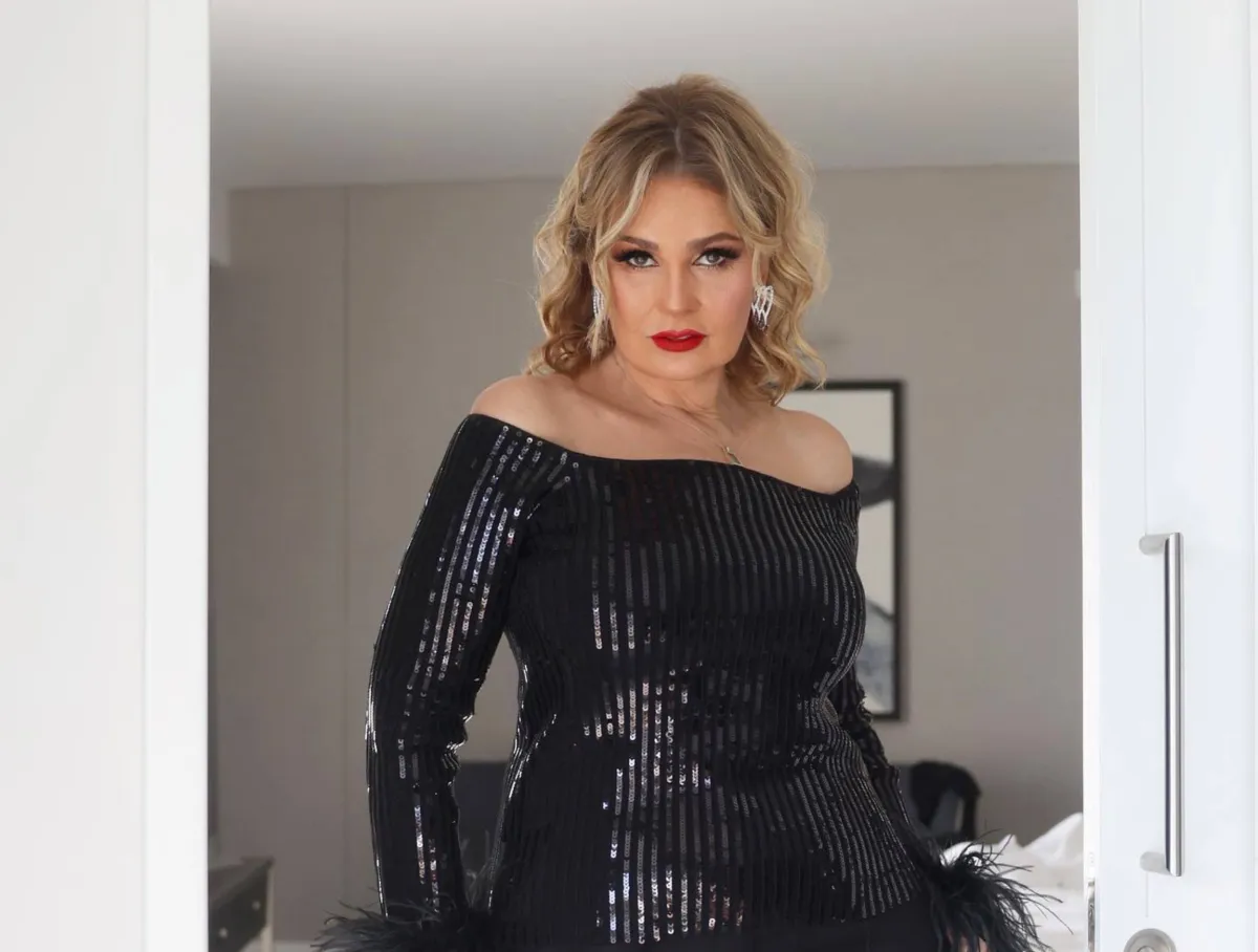 يسرا - الصورة من صفحتها الرسمية على الفيس بوك