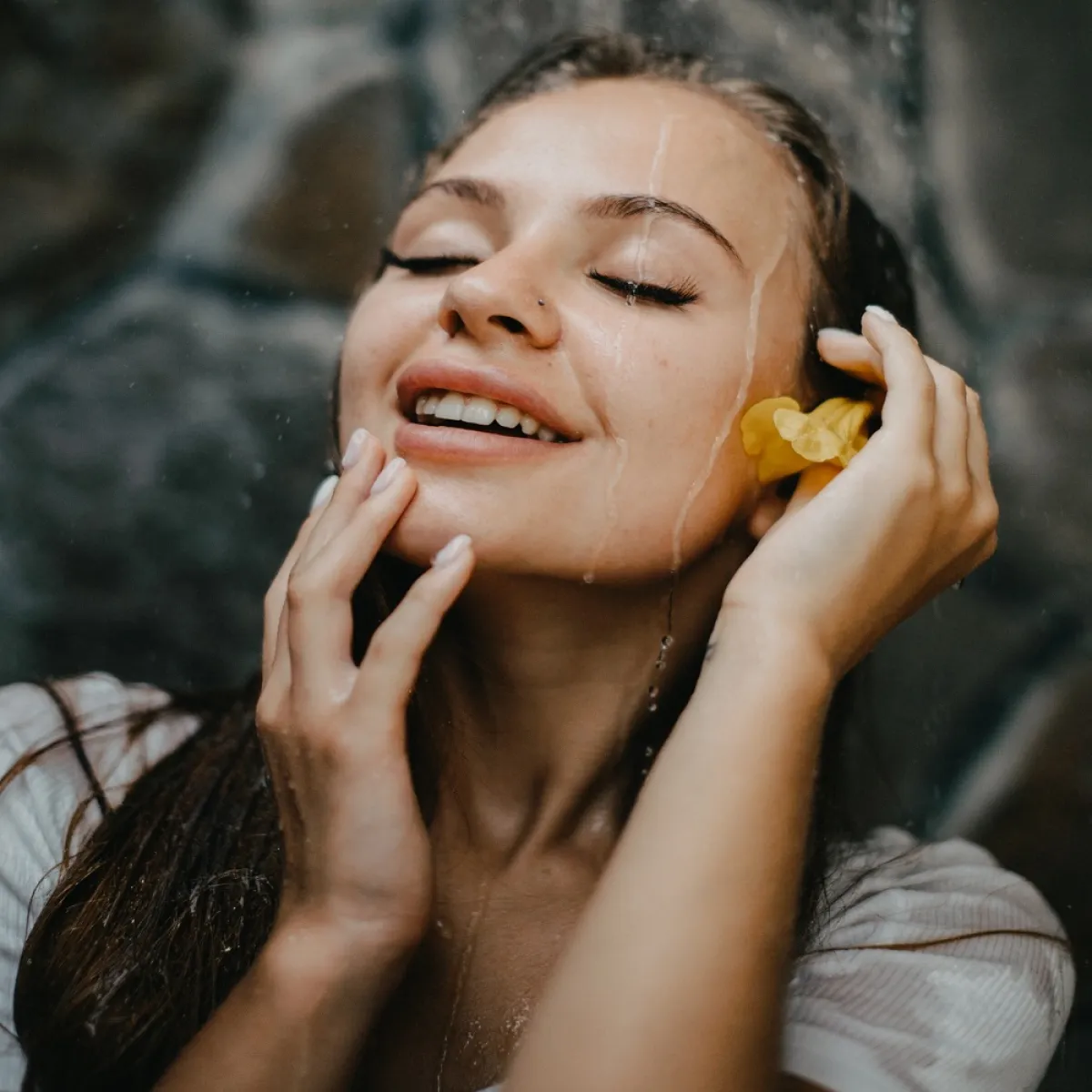 فوائد ومضار الاستحمام اليومي «الصورة من pexels»