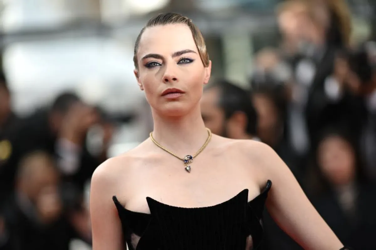 صور مكياج كارا ديليفين