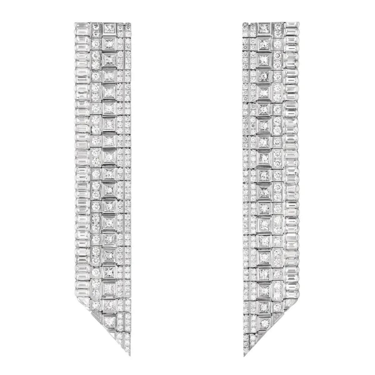 أقراط quatre radiant edition من بوشرون Boucheron 