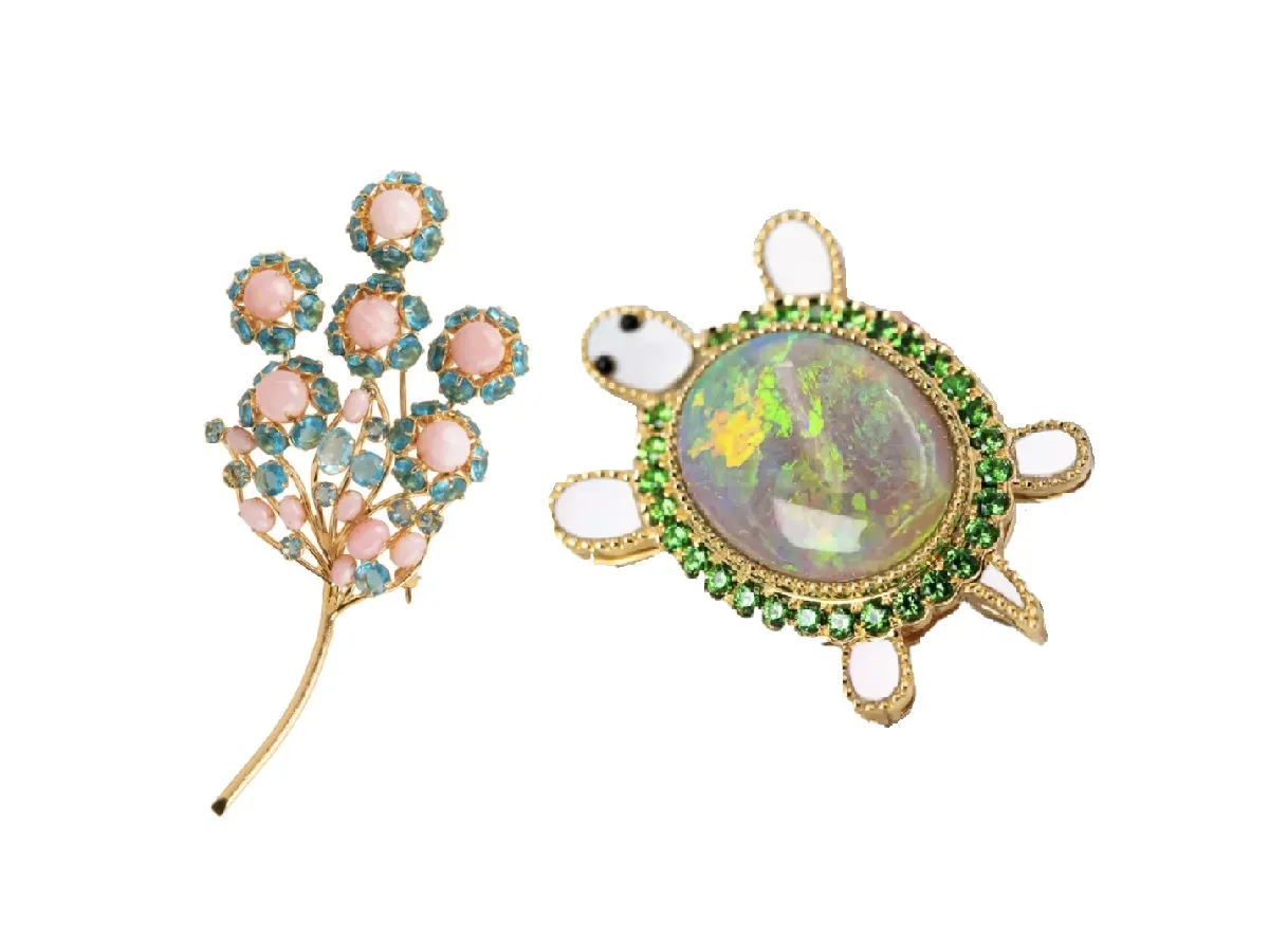 موديلات بروشات مرصعة بحجر الأوبال