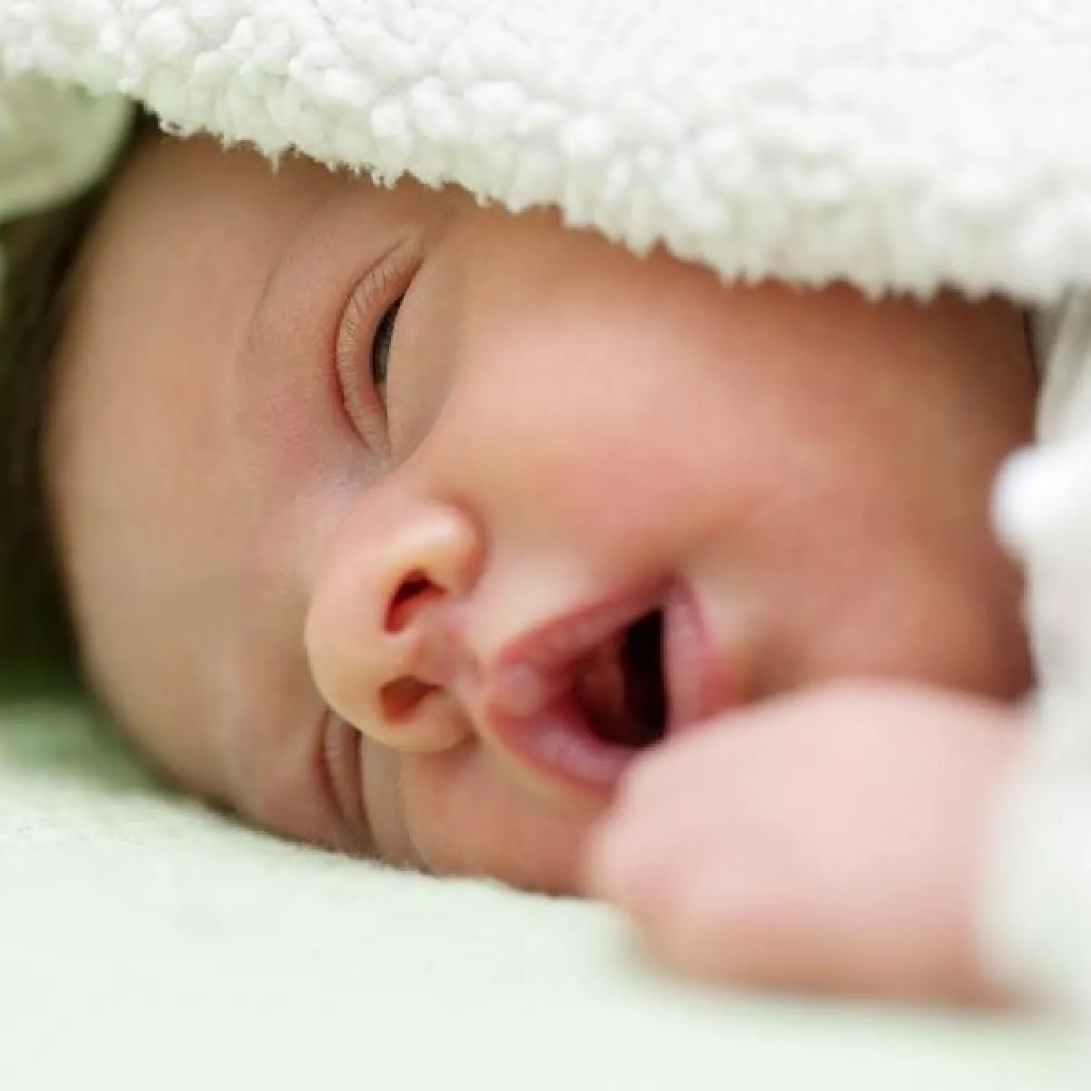 صورة تعبيرية لشخير الرضيع