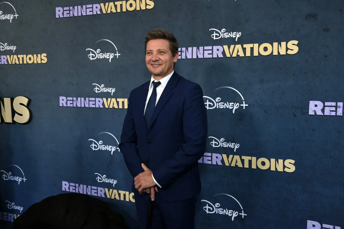 Jeremy Renner attends the Los Angeles premiere of Disney+'s original series 