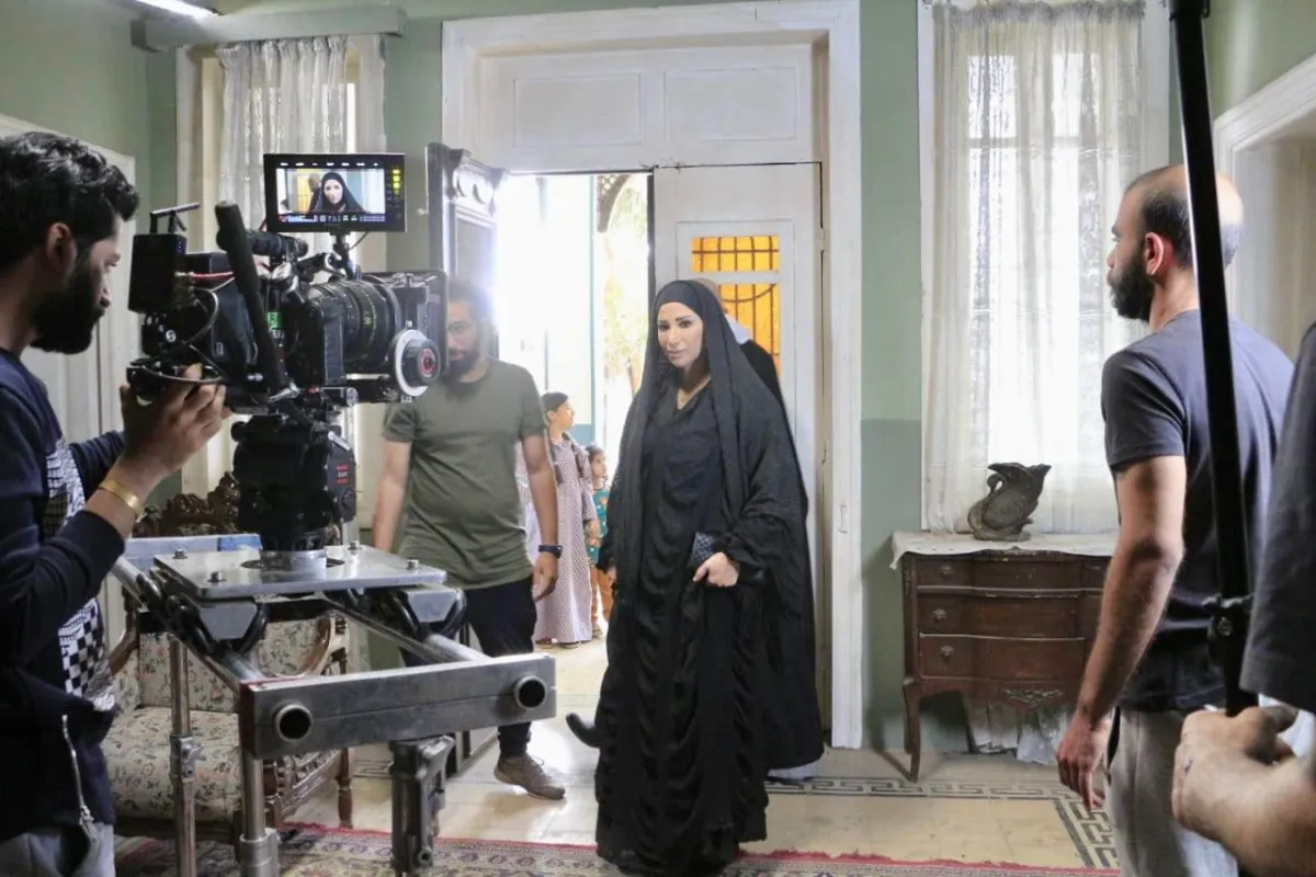 الفنانة غادة طلعت