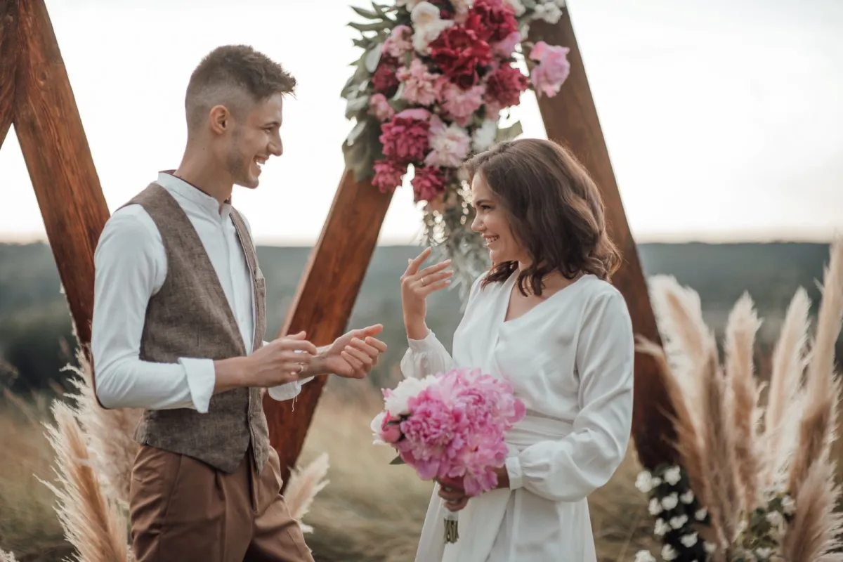 رسائل تهنئة بعيد الفطر للمخطوبين