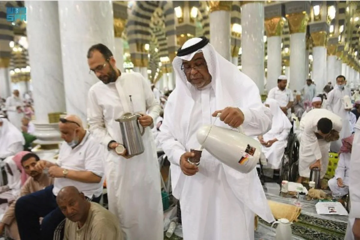 أقدم سُفرة إفطار رمضانية في الحرم المكي