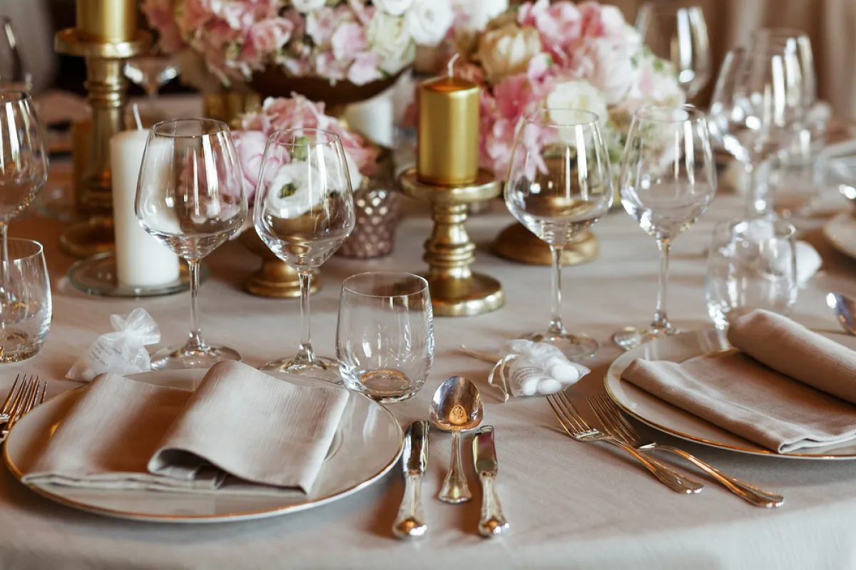 مائدة في حفل الخطوبة