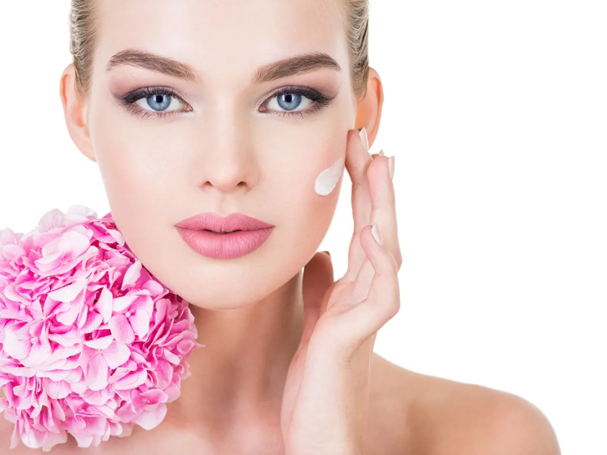 بشرة متوهجة قبل العيد