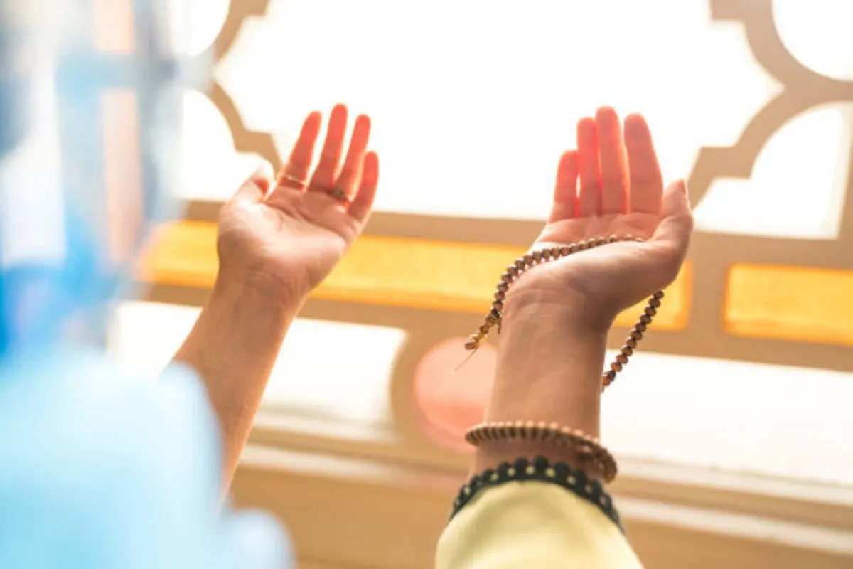 الشيخ الخثلان يحدد مستحقي زكاة الفطر