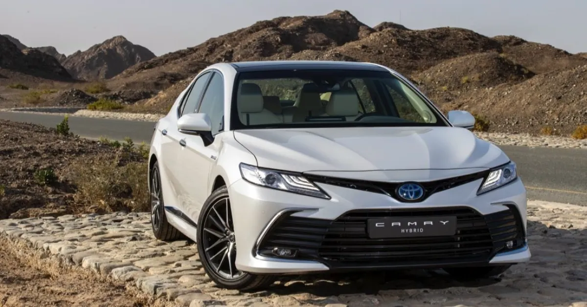 تويوتا كامري هايبيرد 