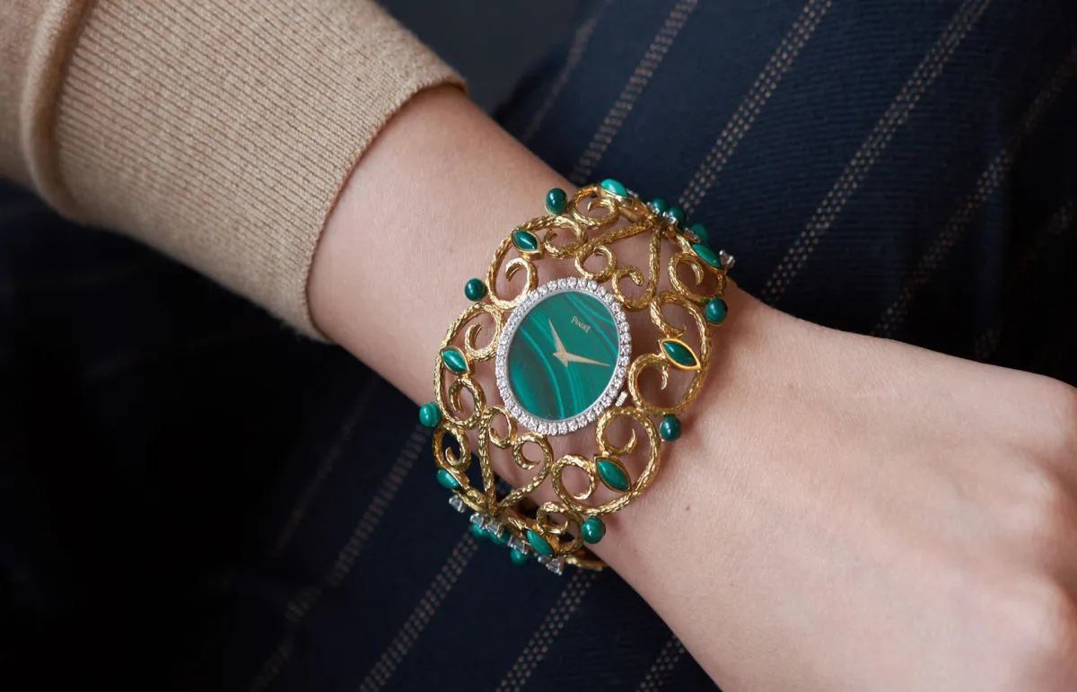 ساعات السوار تحف فنية تتحدى الوقت Cuff Watches