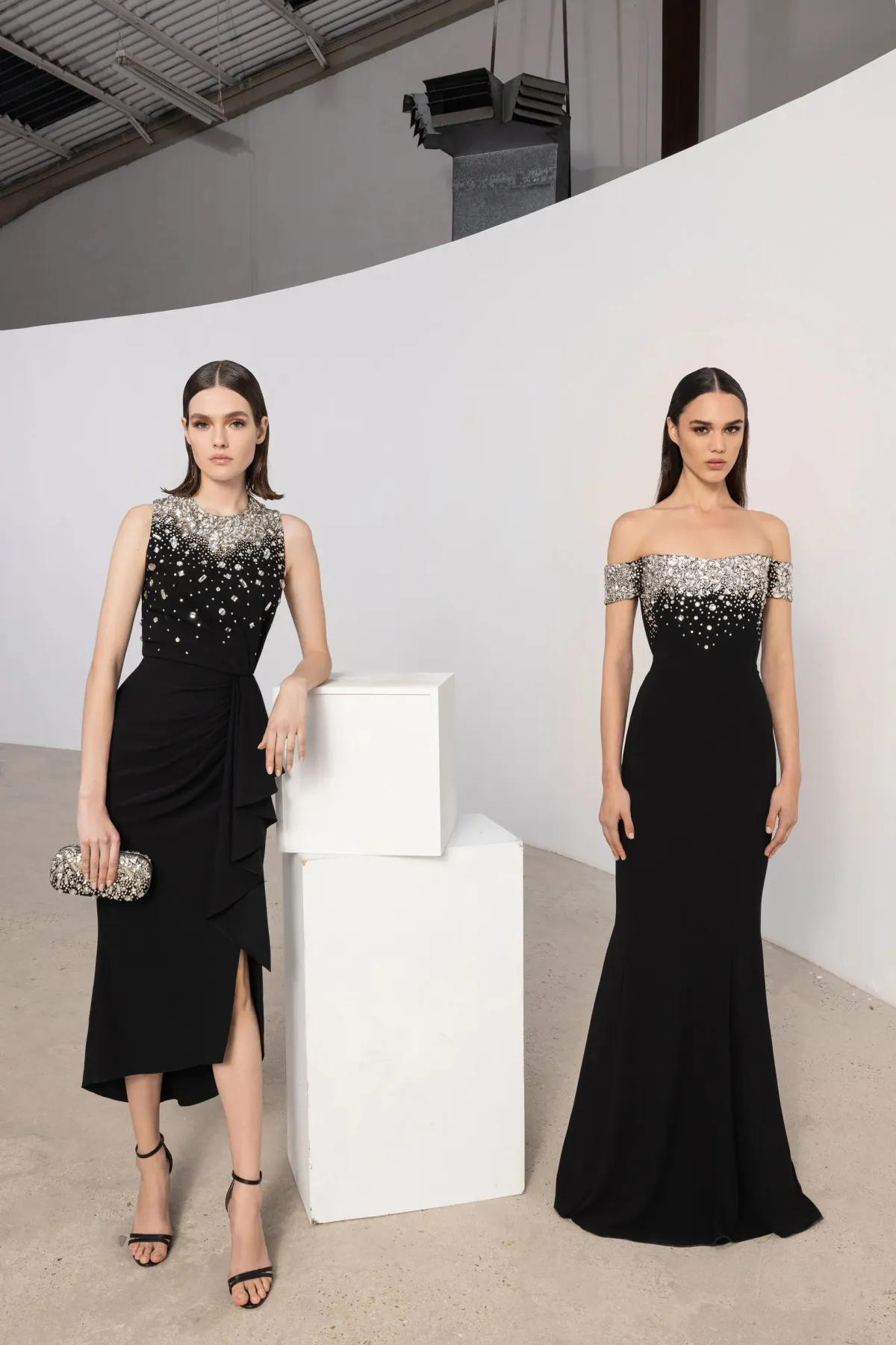 فساتين سواريه موضة صيف 2023