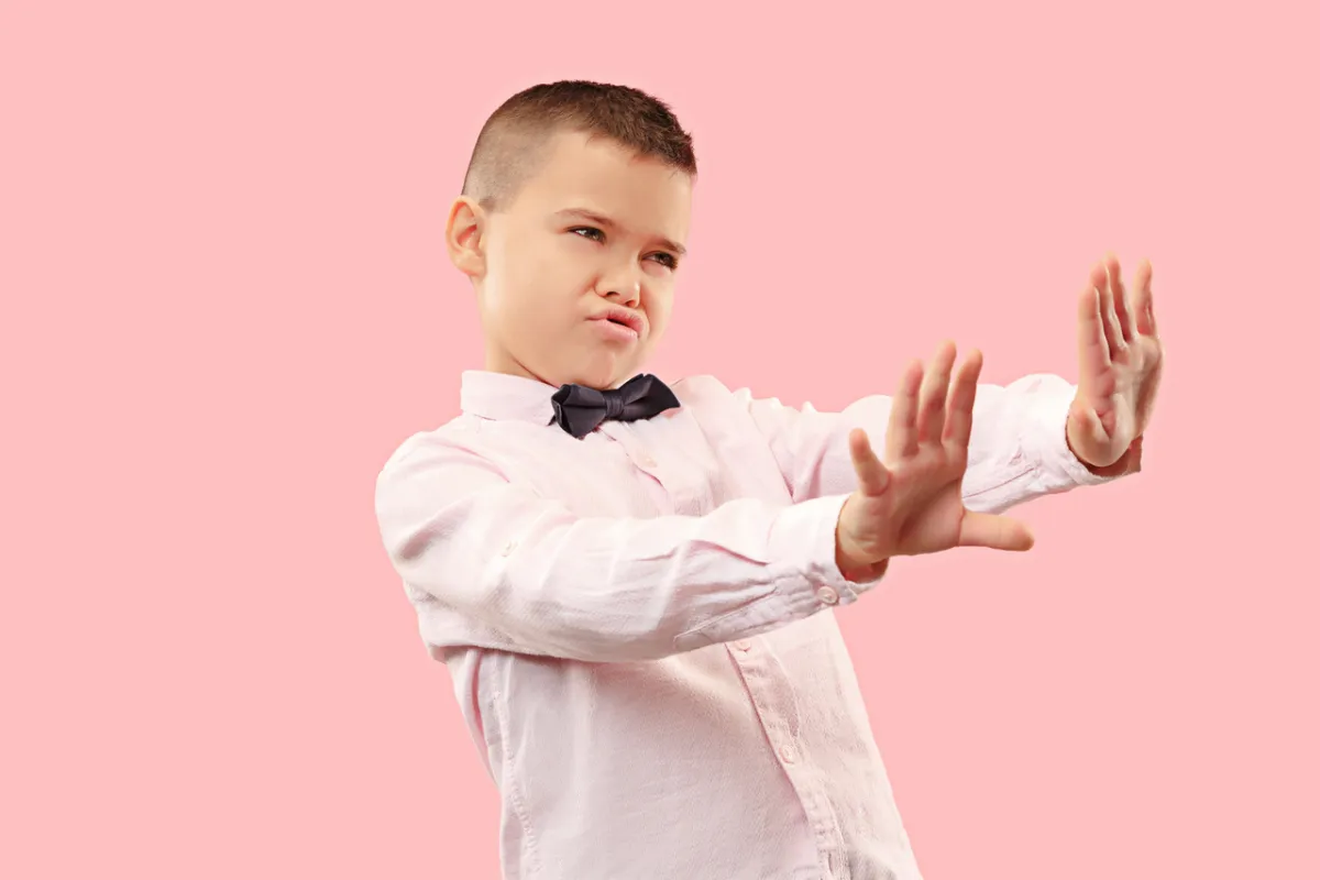 صورة طفل أناني