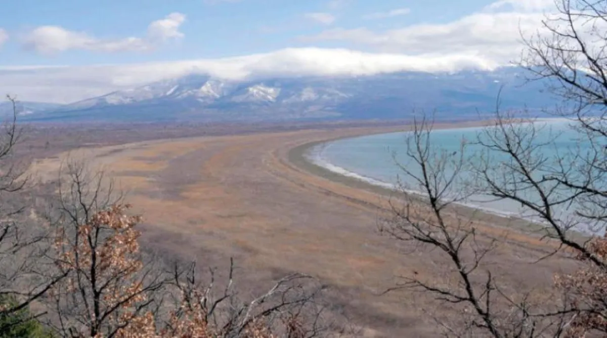 إحدى أقدم البحيرات في العالم مهددة بالجفاف بسبب تغير المناخ
