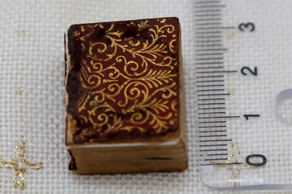 أصغر مصحف بالعالم منذ القرن التاسع عشر