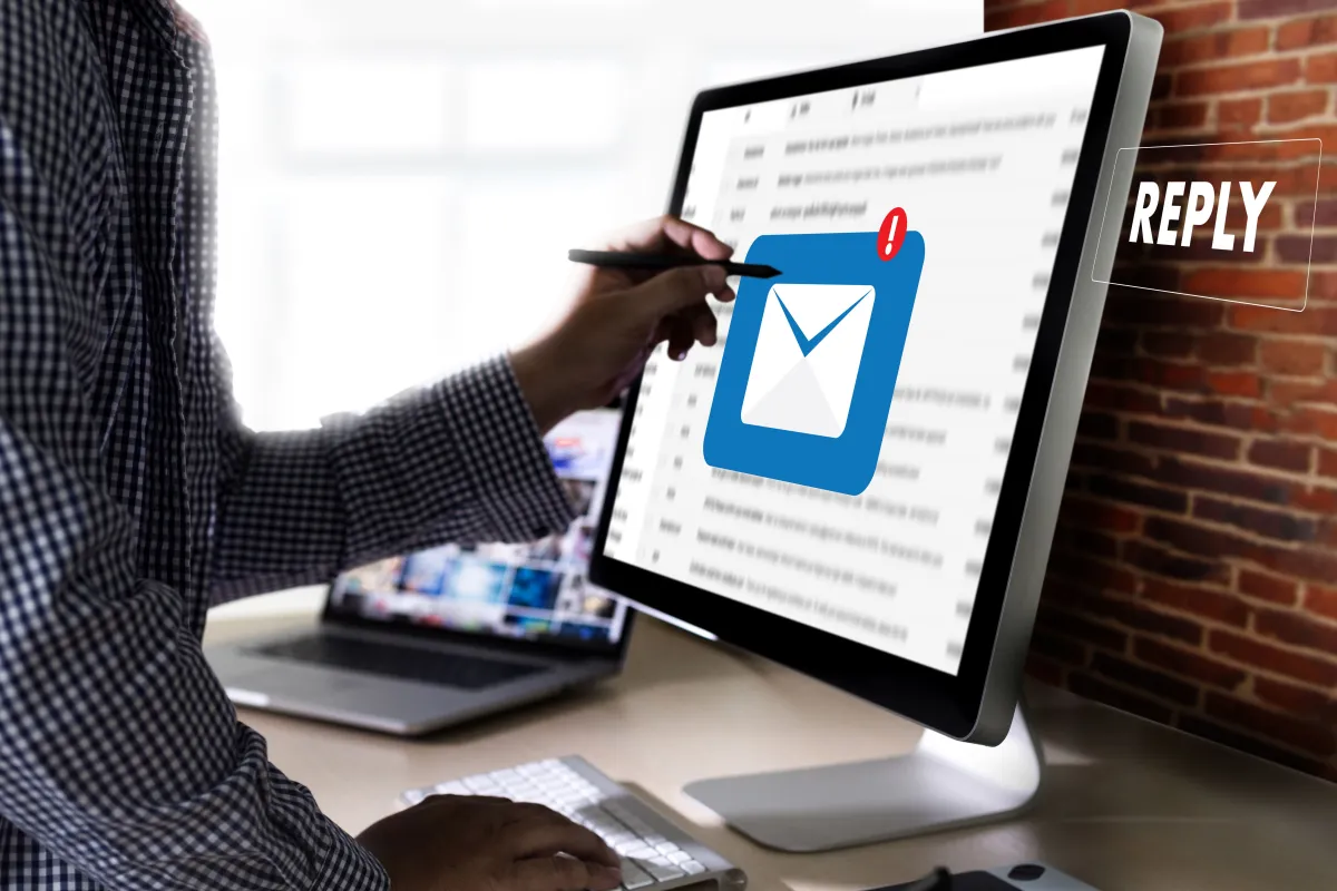 من المهم التعامل مع رسائل البريد الإلكتروني، بحنكة