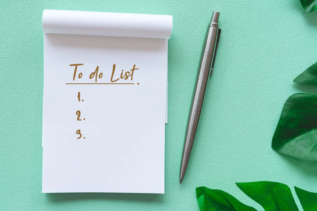 قائمة بمهام العمل اليومية