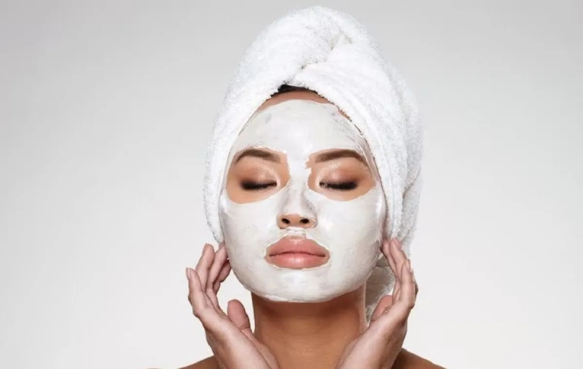 خلطات طبيعية للعناية بالبشرة