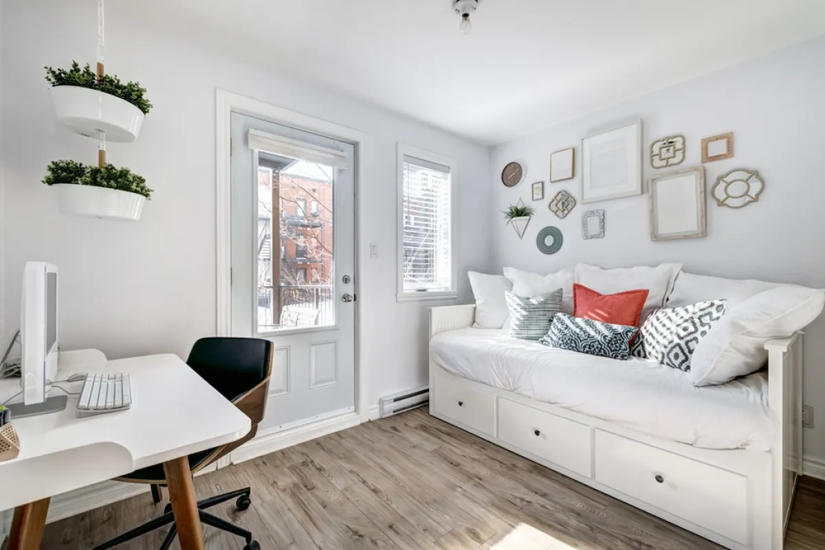 أثاث متعدد الوظائف في الغرفة الصغيرة