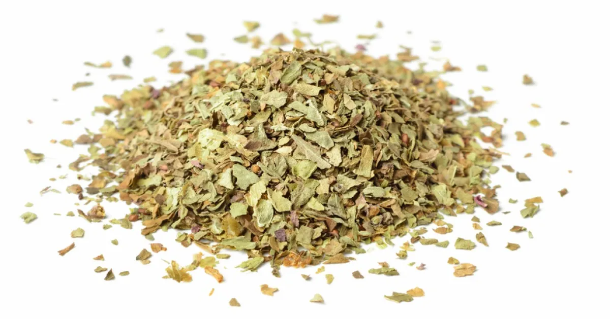 الريحان المجفف يُستخدم في الوصفة الطبيعية لتعطير الحمام