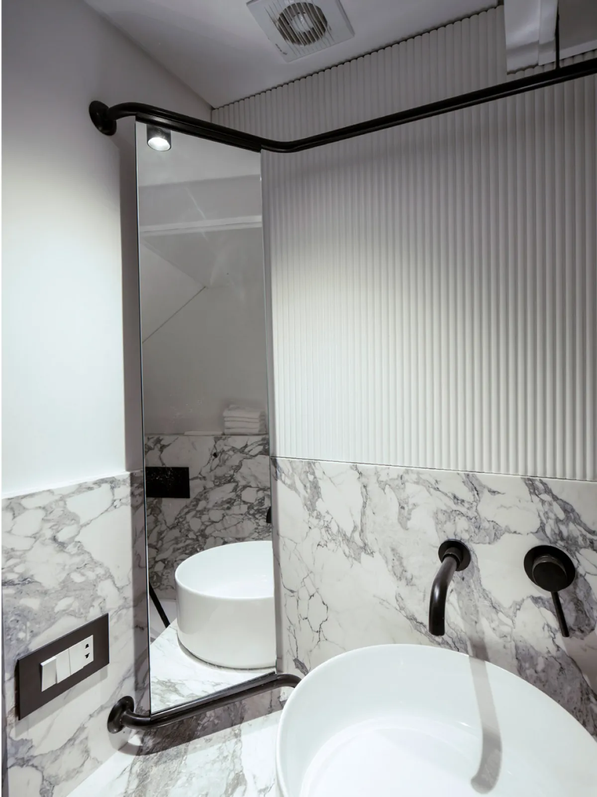 تصميم داخلي لمشروع سكني من أعمال إتيان بسطرمجي